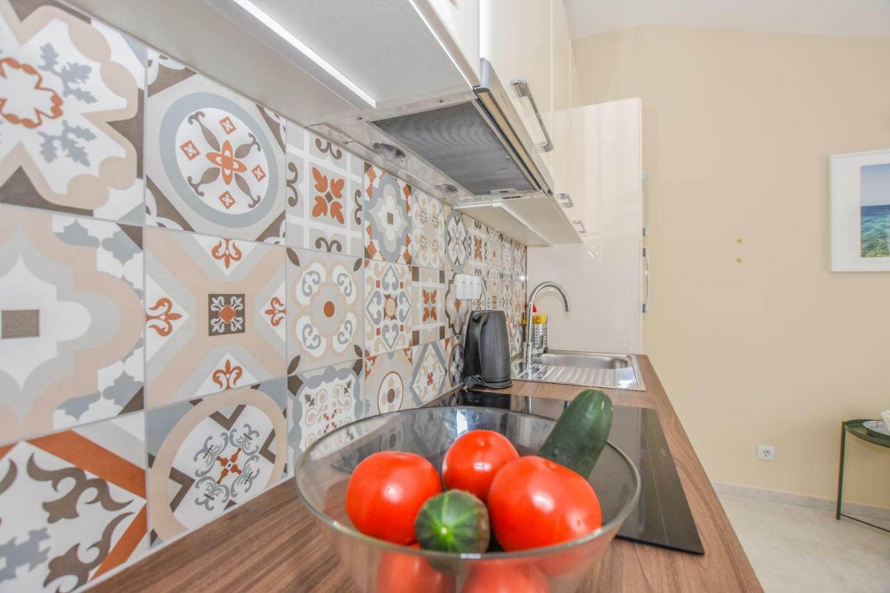 Villa Magena - Modern Apartments In Pag Center 파그 외부 사진